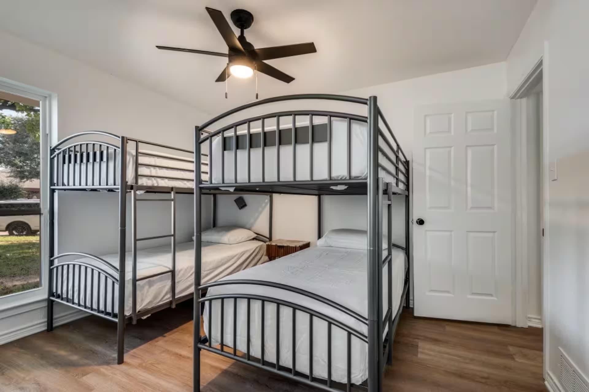 Irving vacation rental — interior and amenity photo 14