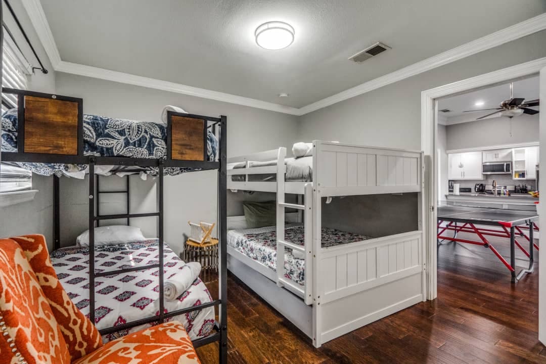 Plano vacation rental — interior and amenity photo 10