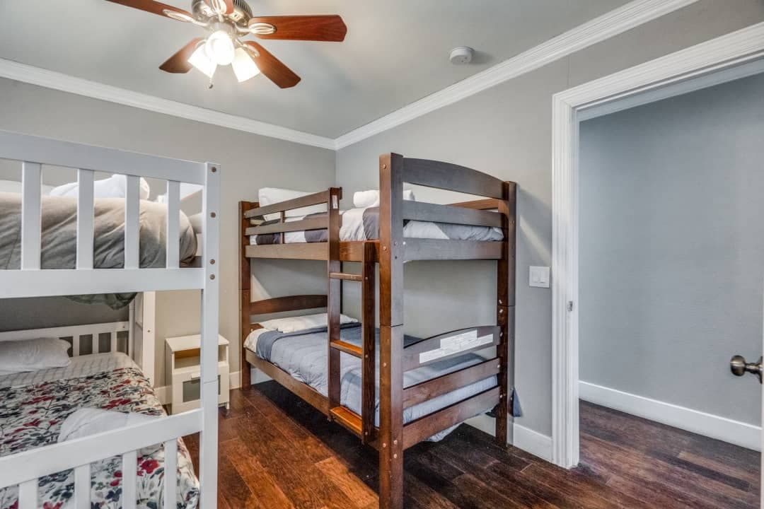 Plano vacation rental — interior and amenity photo 11