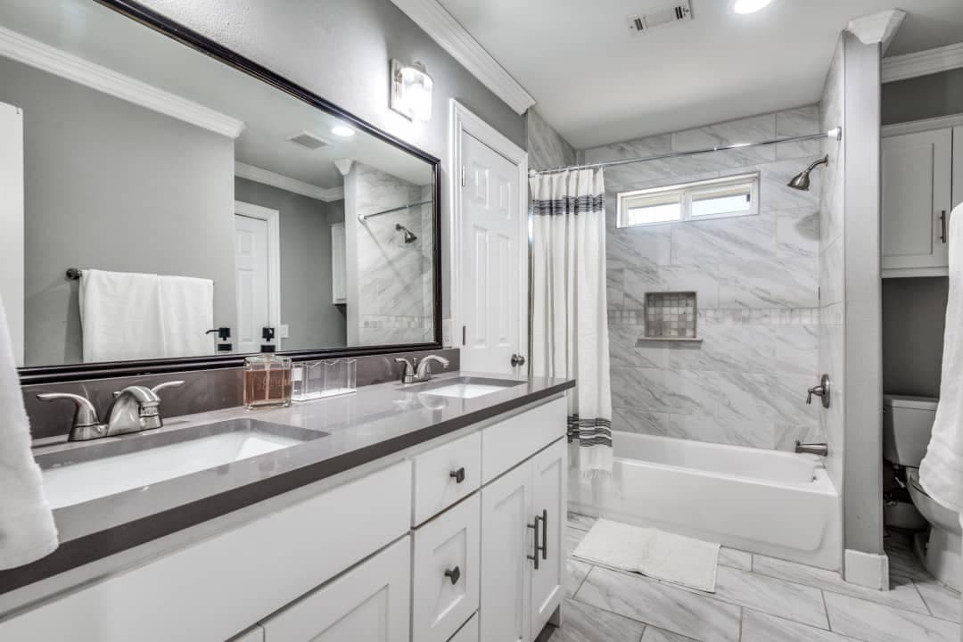 Plano vacation rental — interior and amenity photo 15