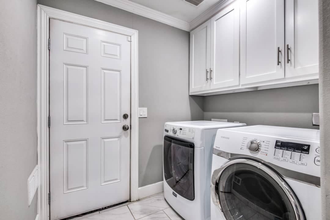 Plano vacation rental — interior and amenity photo 22